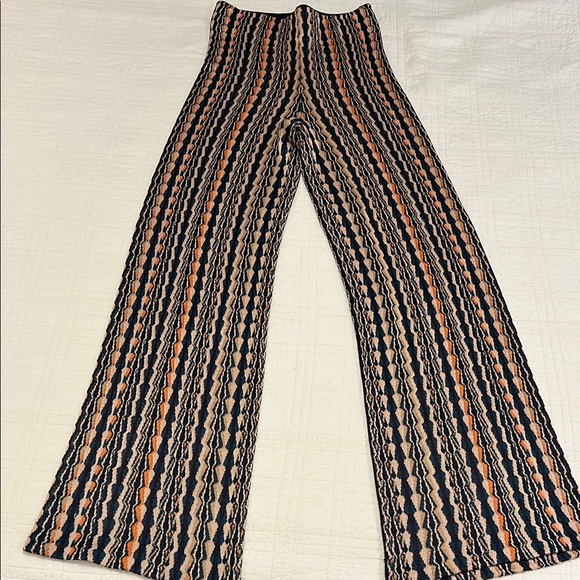 ❗️SOLD❗️NBD Grayson Night Sky Bodycon Flare Pants. Size M - Picture 3 of 9